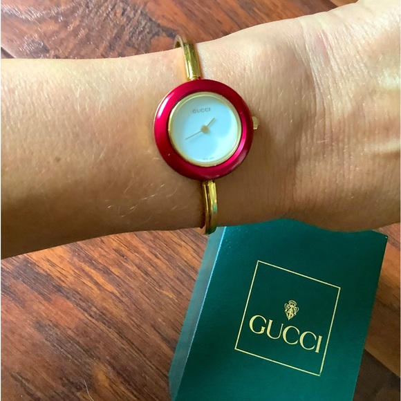 Authentic GUCCI bangle watch with bezels 💙🖤🤍💚🧡 - Picture 2 of 15